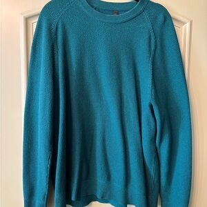 Lululemon Men's Teal Sweater